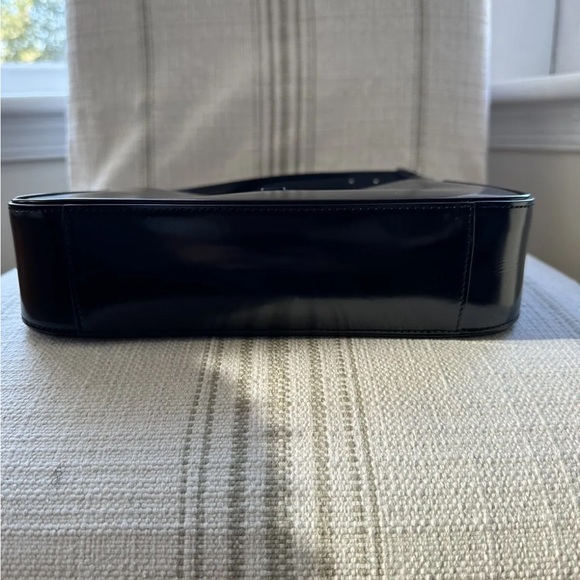 YSL 5 a 7 bag in black patent - Picture 5 of 8